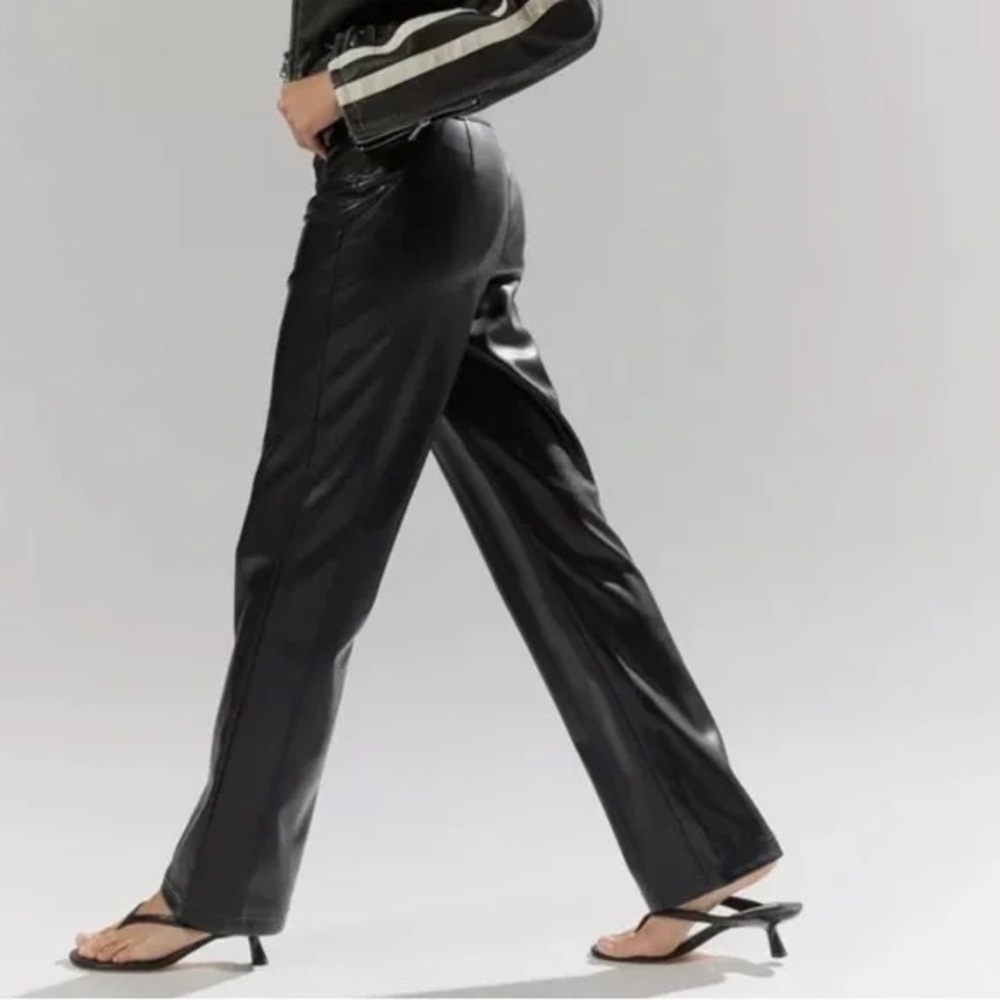 NWT Silence + Noise Sydney Faux Leather Moto Pant in Black Size 4 - Picture 2 of 5